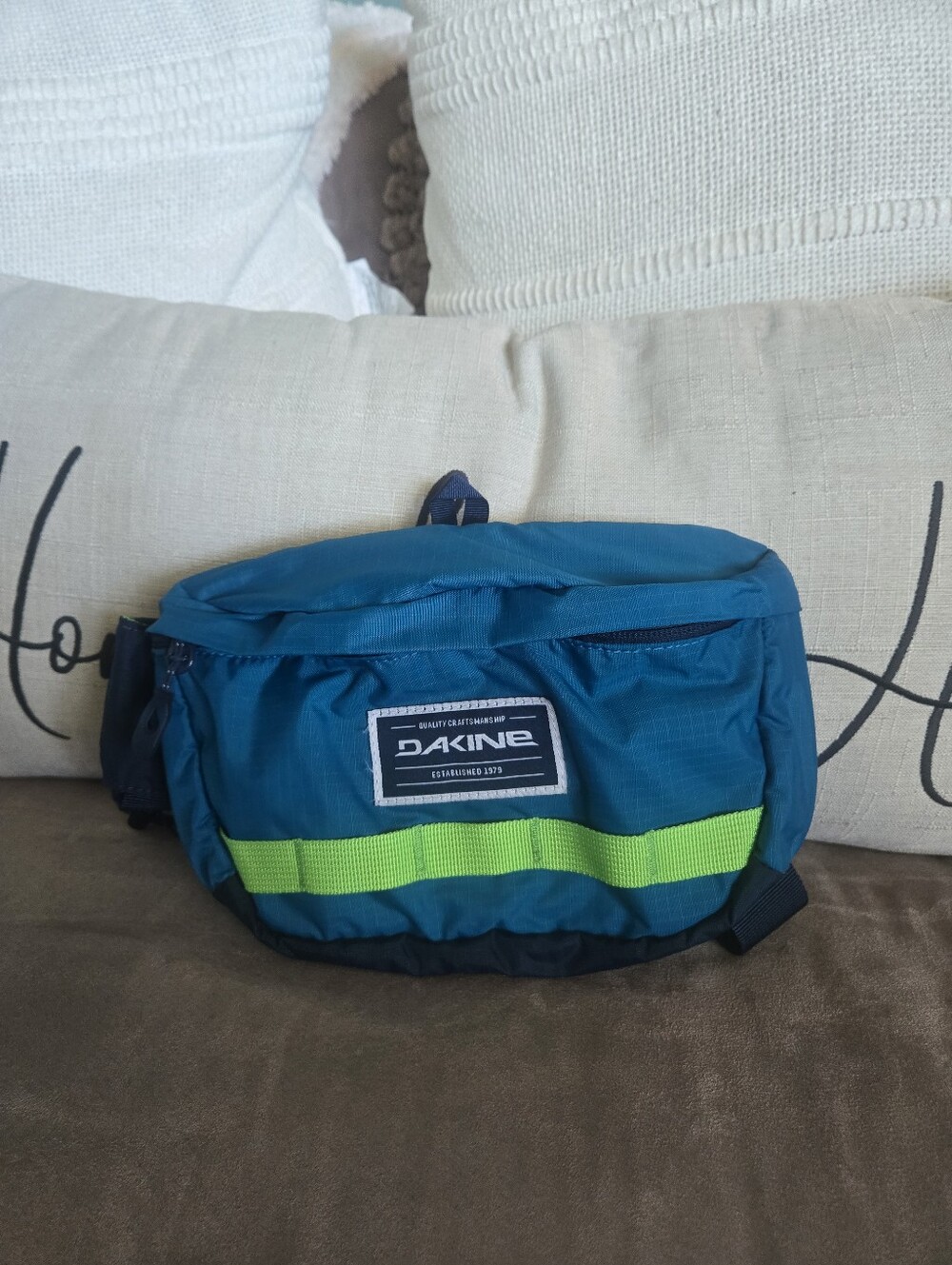 Dakine Teal Waist Pack with Lime Accent